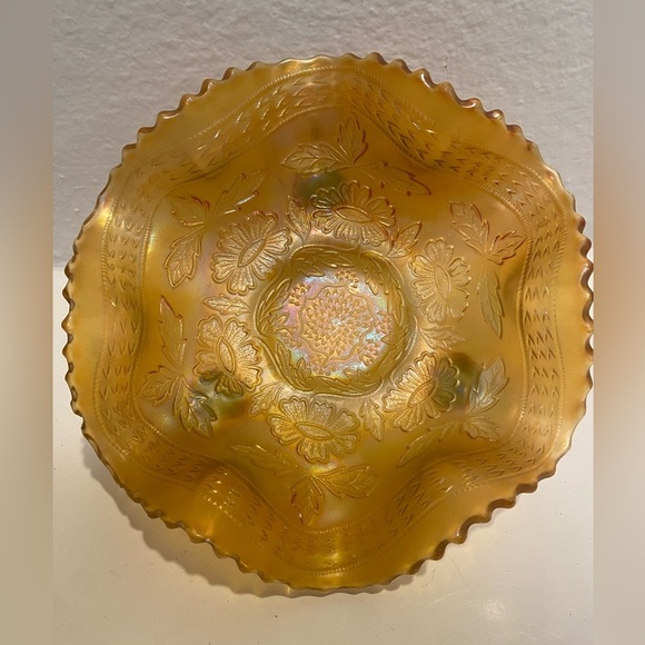 Antique Fenton Two Flower Carnival Glass Footed Bowl - Picture 2 of 10